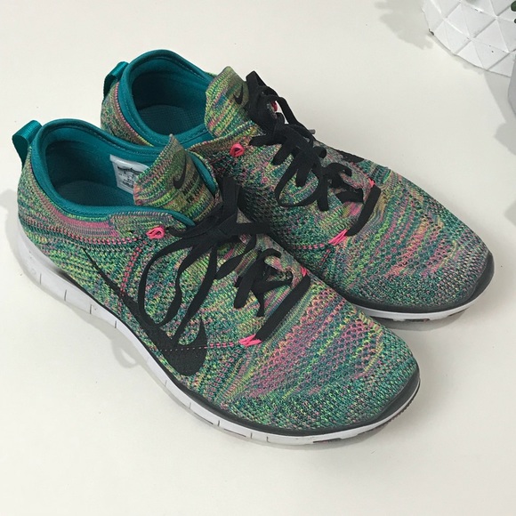 Nike Shoes - Nike womens free TR flyknit running trainers Sz 8